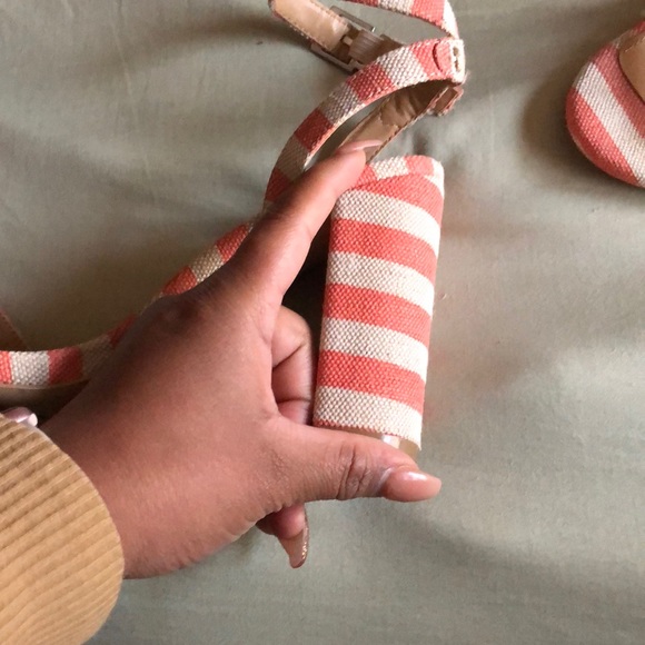 Express heels - Picture 3 of 3